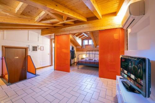 Le Stanze del Lago Apartments - image 3
