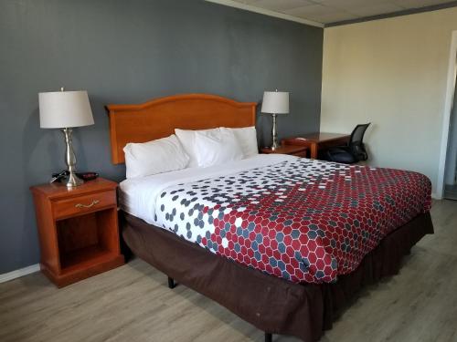 Econo Lodge Wytheville I-77 & I-81 in Wytheville, USA