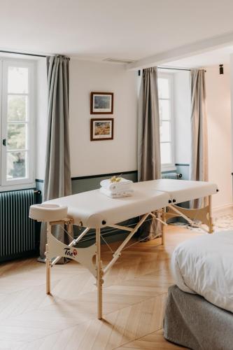 Double Room with Pool View