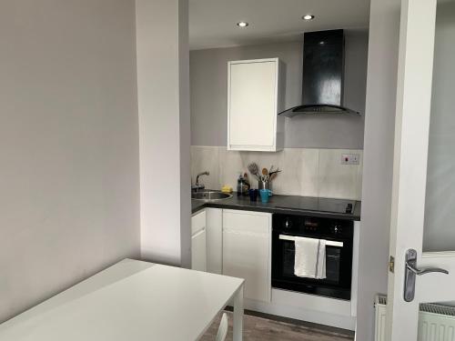 Seaview One Bedroom Apartment In Centre Of Largs - Largs