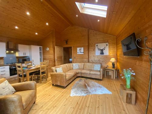 A szálláshely kívülről, Hollybush Lodges in Leigh Upon Mendip