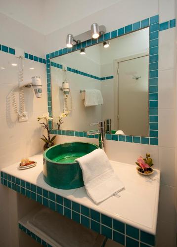 Hotel Beau Rivage - image 10
