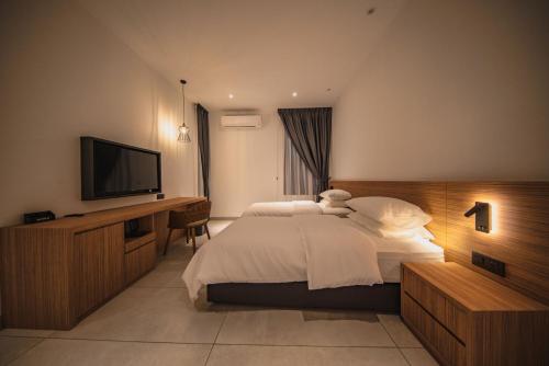 2 Single Beds, No Smoking