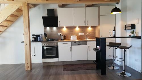 Ferienwohnung ChiemseeZeit :-) - Familie Lechermann in Gstada
