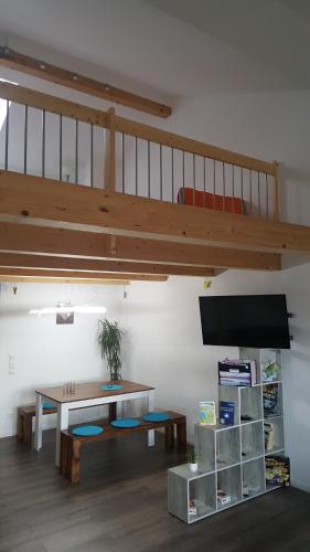 Ferienwohnung ChiemseeZeit :-) - Familie Lechermann in Gstada