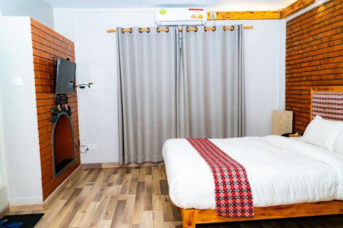 1 queen bed