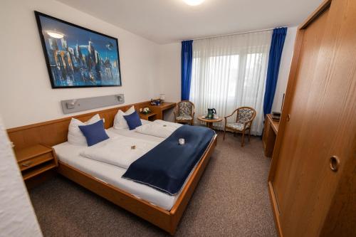 Hotel am Schlosspark Essen - image 3