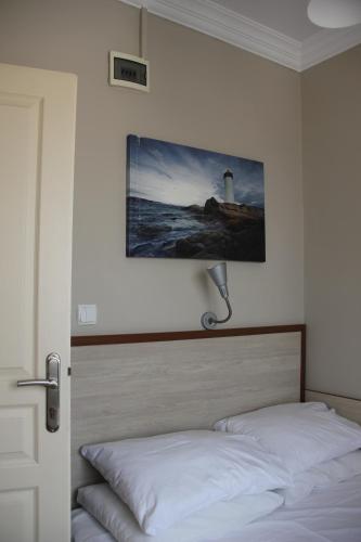1 twin bed