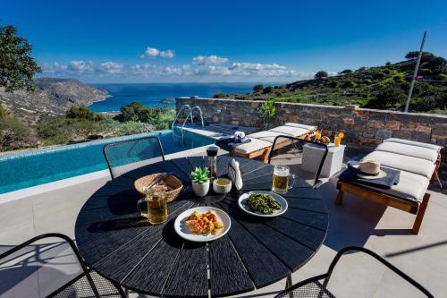 Facilities, Villa Nesea Elounda with private pool in Neapoli
