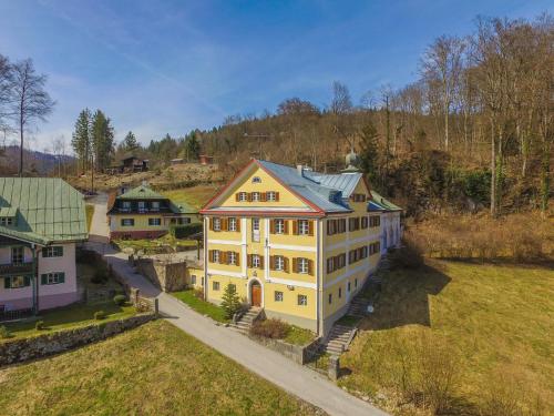 Ferienwohnungen Schloss Fürstenstein Berchtesgaden 
