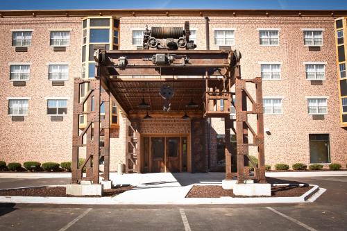 Ironworks Hotel in Beloit, USA