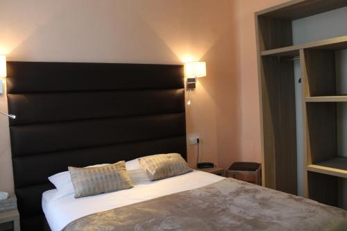 Hotel Napoléon - image 2