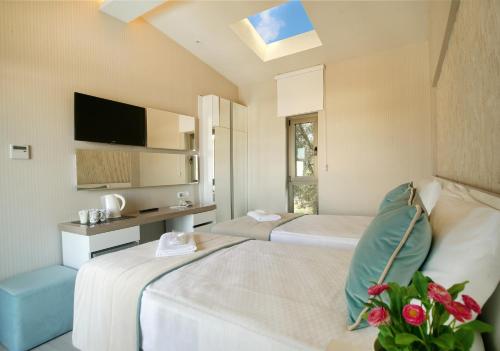 D Hotel Spa & Resort - image 8