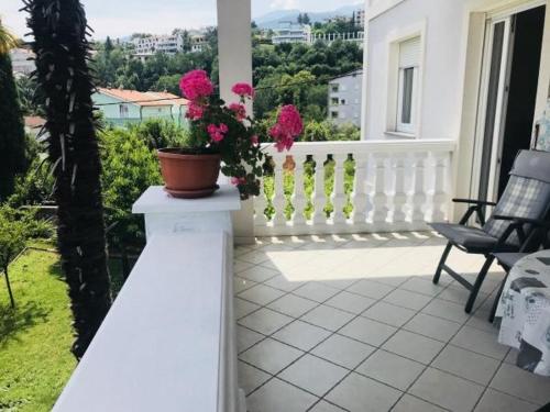 Apartment in Icici with sea view, terrace, air conditioning WiFi 4667-5