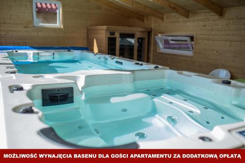 Джакузі, Apartamenty pod Zamkiem in Картузи