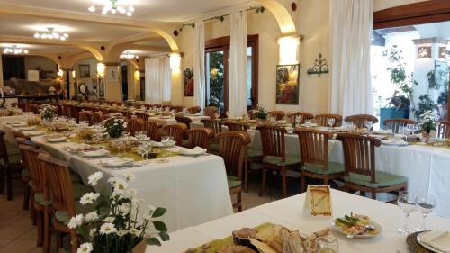 Hotel Domu Incantada - 레스토랑