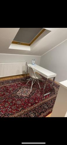 Barcelona . CHILLINGHOUSE # 10, 3 Min. von ICE, NETFLIX, Garten