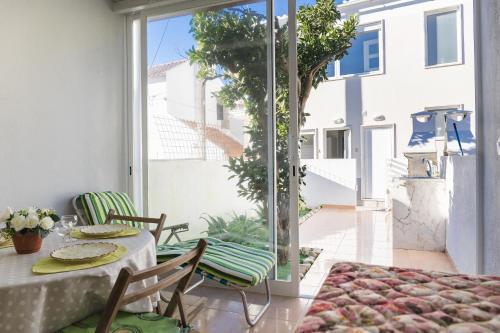 Faciliteiten, 2 Bedroom house and Garden Lounge in Sao Pedro de Penaferrim