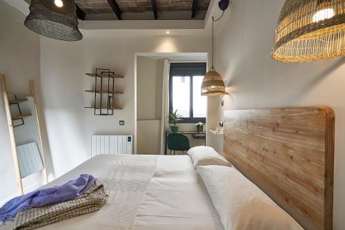 AinB Eixample-Miro Apartments - image 6