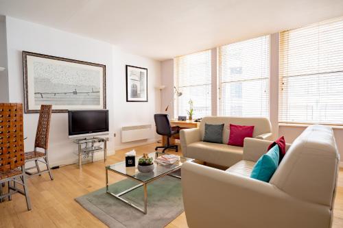 196 Bishopsgate - image 7