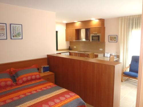 Apartment estudi - image 2