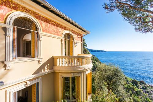 Villa la Pescade by Riviera Holiday Homes VI4257 - Location, gîte - Nice