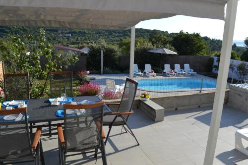 holiday home on DUGI OTOK - OTOK in Brbinj