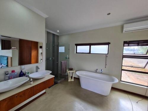 No 16 Elements - 5 Bedroom Beauty in Waterberg Estate