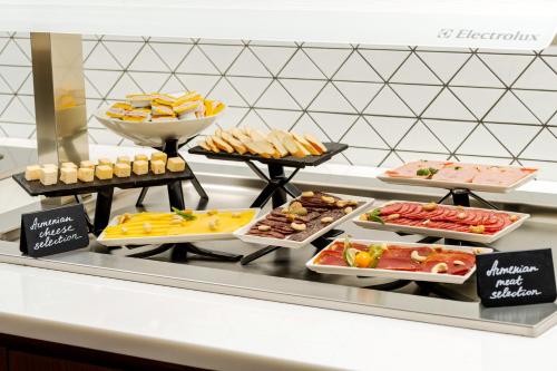 Holiday Inn Yerevan - Republic Square by IHG