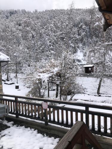 LE BLIZZARD Bel appartement avec grande terrasse dans vieille ferme de montagne rénovée