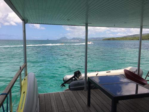 Aqua Lodge Floating Villas