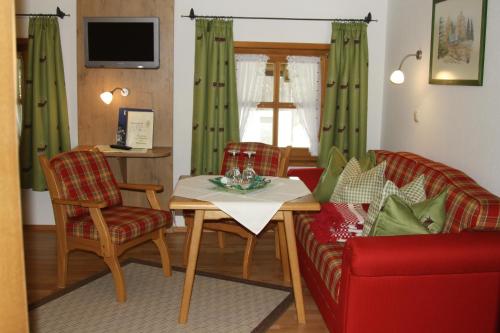 Gästehaus Herbstbauernhof - image 11