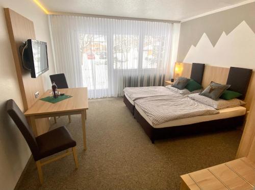 1 queen bed