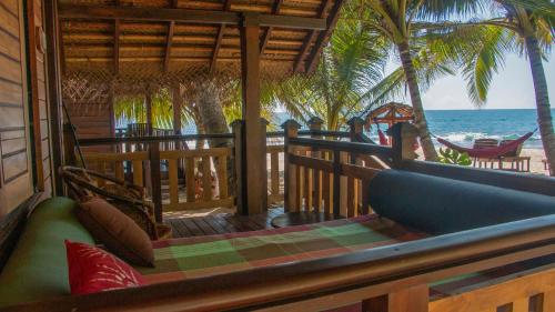 ガネッシュ ガーデン ビーチ カバナス (Ganesh Garden Beach Cabanas) in タンガラ