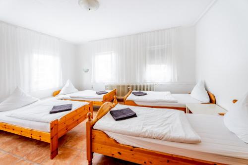 4-Bed Room with shared bathroom and toilet