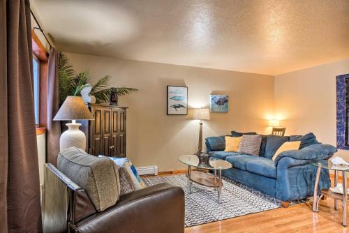 . Serene Kenai Condo < 4 Mi to Kenai Beach!