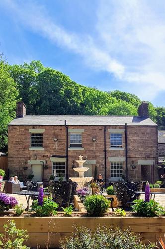 The Family Tree, , Derbyshire