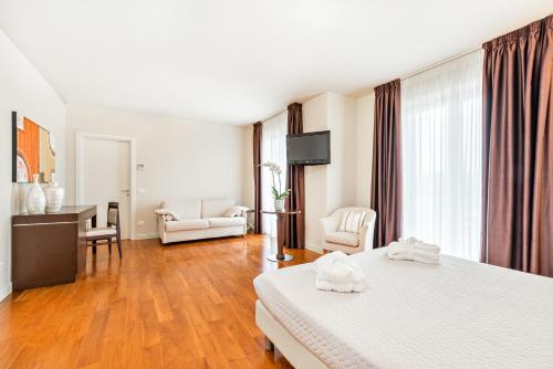 Hotel & Residence Exclusive - image 13