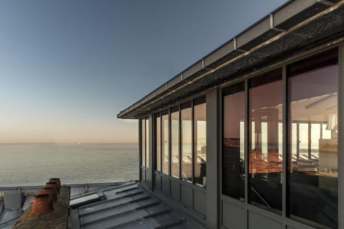 Hotel De France et Chateaubriand - image 11