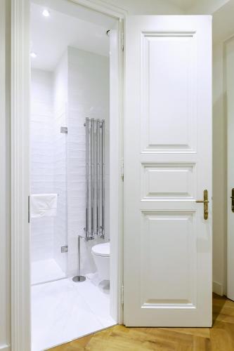 Apartment image 10