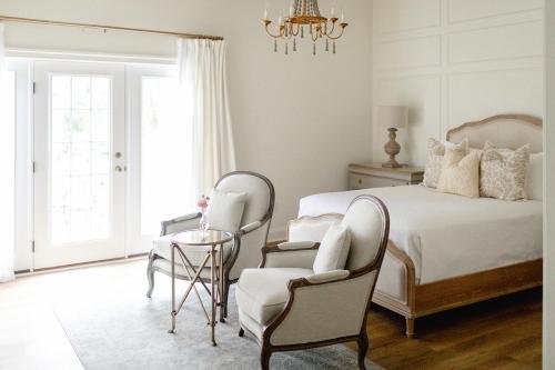 Fairville Inn - image 6