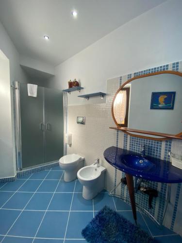 Double or Twin Room image 4