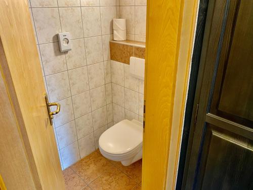 2 bedrooms, 4 beds