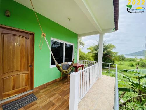 Terraza/balcón, Sun Breeze Hotel in El Remate