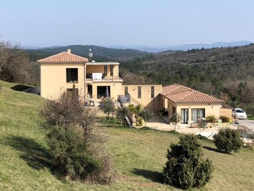 LA VILLA MATHILDE gîte à louer Brujas