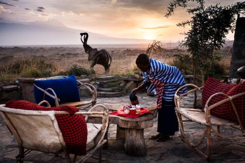 Original Maasai Lodge – Africa Amini Life Arusha