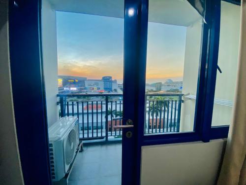 Madison Place At Sea Residences