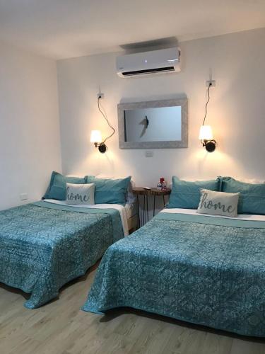2 double beds, 1 sofa bed