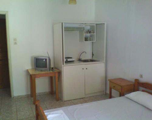Karagiozos Studios & Apartments, Skopelos (foto 6)