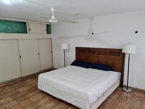 Excellent House in the Center of Merida with parking, a c, Tv, Wifi